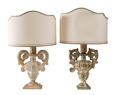 COPPIA DI LAMPADE, seconda metà del XVIII secolo. Originariamente le basi...