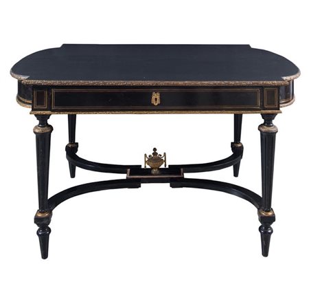 TAVOLINO Napoleone III. Francia, ultimo quarto del XIX secolo. Impiacciatato...