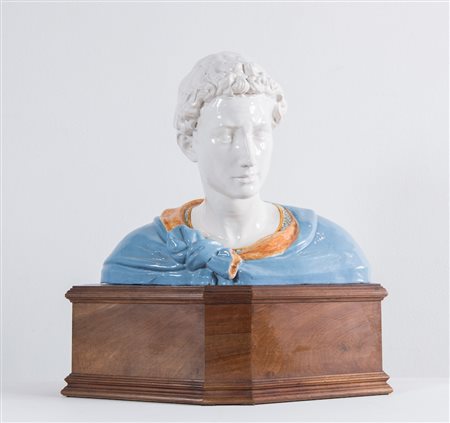 ANGELO MINGHETTI, XX secolo. "Busto maschile". Scultura in ceramica smaltata....