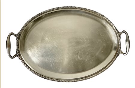 Vassoio ovale in argento 800, primi XX secolo. Con manici. Gr 1970 Cm 57x37