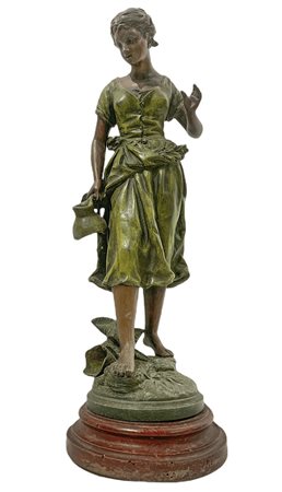 Statua in antimonio policromo raffigurante acquaiola, fine XIX secolo “Da Ernest Rancoulette (1887-1915)”.  H cm 50 con 