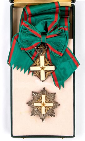 Italia, Repubblica, Ordine al Merito, insegna di Gran Croce

