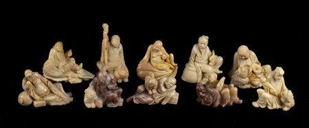 DIECI SCULTURE DI DIVINITÀ IN PIETRA SAPONARIA<br>Cina, dinastia Qing, XIX secolo