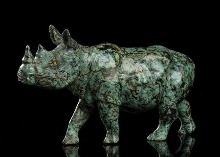 SCULTURA DI RINOCERONTE IN TURCHESE<br>Cina (?), XX secolo
