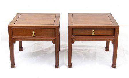 DUE TAVOLINI BASSI IN LEGNO<br>Cina, XX secolo<br>