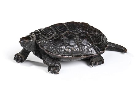 OKIMONO IN BRONZO CON TARTARUGA<br>Giappone, periodo Meiji<br>