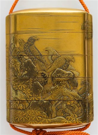 INRO A QUATTRO SCOMPARTI IN LEGNO LACCATO E DORATO<br>Giappone, XIX secolo<br><br>