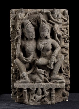 RILIEVO IN PIETRA CON UMA-MAHESHVARA<br>India settentrionale, Rajasthan (?), X-XI secolo