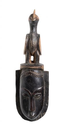 MASCHERA IN LEGNO DIPINTO<br>Nigeria, Igbo