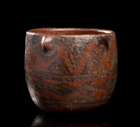 CONTENITORE IN CERAMICA DIPINTA<br>Perù, cultura Inca