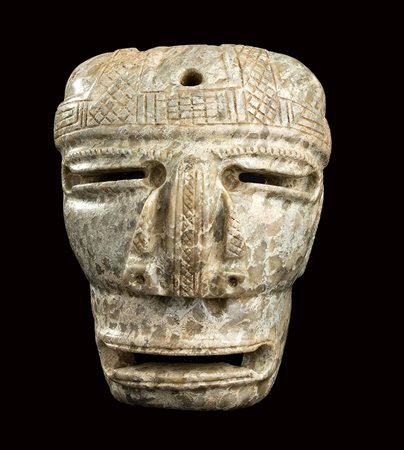 DUE MASCHERE IN PIETRA<br>Stile Olmeco