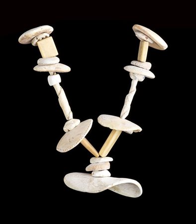 CINQUE COLLANE IN MATERIALI DIVERSI