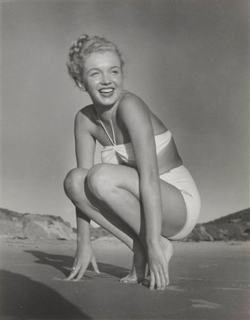André De Dienes (1913-1985)  - Marilyn Monroe on Torbay Beach, 1949