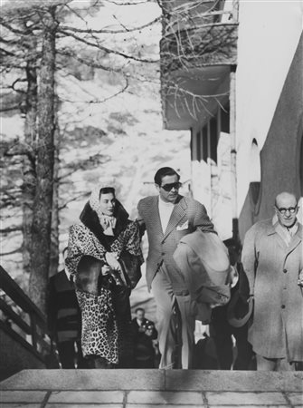 Aldo Moisio (XX sec.)  - L’attore Tyrone Power e Linda Christian a Zermatt, years 1950