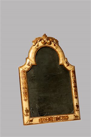 Specchierina da tavolo, in legno laccato color avorio e oro, Venezia fine secolo XVIII