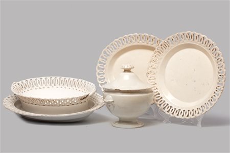 Lotto di cinque maioliche, Napoli secolo XIX