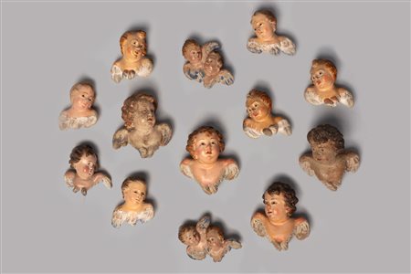 Lotto di 13 cherubini in terracotta policroma, Napoli secolo XIX