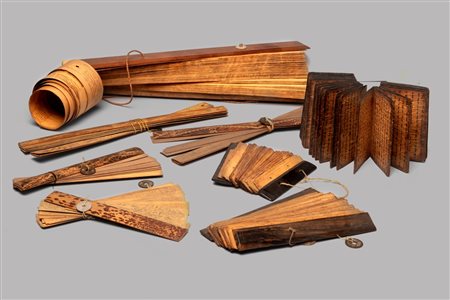 Lotto di nove antiche preghiere orientali