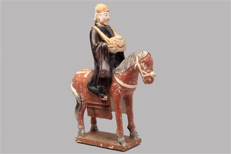 Cavaliere in terracotta policroma, Cina dinastia Tang 618 - 907 d.c