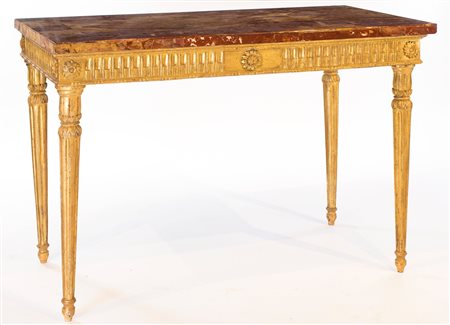 Console Luigi XVI in legno dorato, fine XVIII secolo con piano rettangolare...