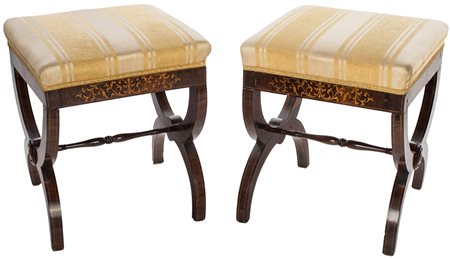 Coppia di panchetti in palissandro con intarsi in acero, Napoli, metà del XIX...