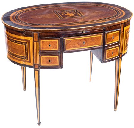Tavolo scrivania ovale in legni di varie essenze, Napoli, fine del XVIII...