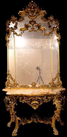 Console con specchiera in legno intagliato e dorato, metà del XIX secolo F2,...