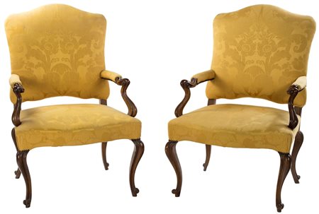 Coppia di poltrone in noce F2, , 110x70x67