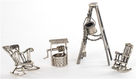 Lotto composto da quattro miniature in argento