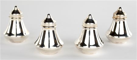 Quattro saliere da tavola in argento