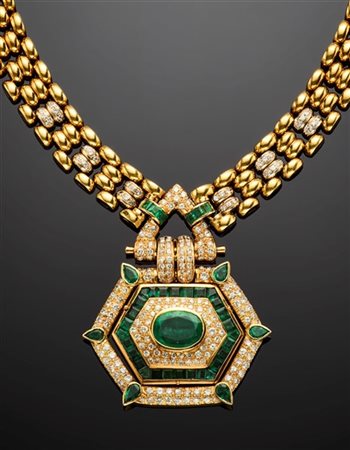 Collier modulare in oro giallo con centrale geometrico in diamanti e smeraldi,