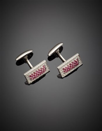 Gemelli rettangolari in oro bianco con diamanti e rubini, g 16,17 circa, lungh.