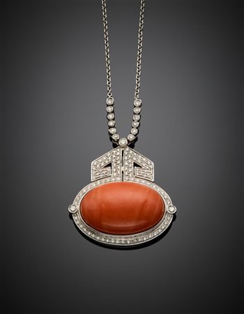 Catenina con centrale pendente in oro bianco, diamanti per complessivi ct. 1,00