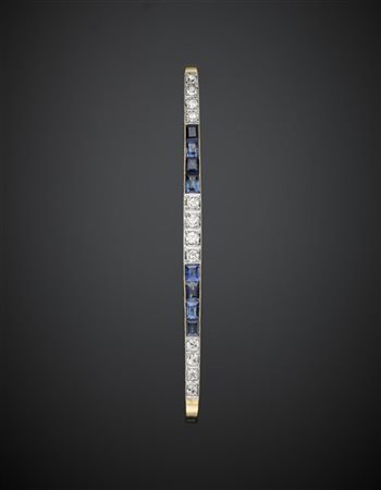 Spilla in oro giallo e bianco a barretta con diamanti per complessivi ct.1 circ