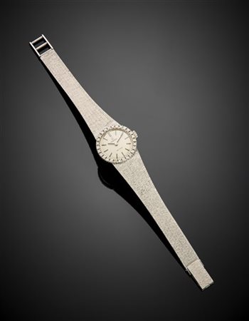OMEGA DE VILLE
Orologio da polso da donna in oro bianco rifinito in diamanti, c