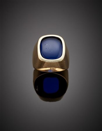 Anello in oro giallo 585/1000 con pasta vitrea blu, dettaglio in oro bianco, g