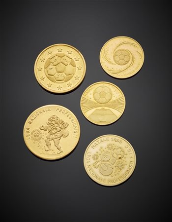 Lotto in oro giallo composto da cinque medaglie commemorative della Lega Nazion