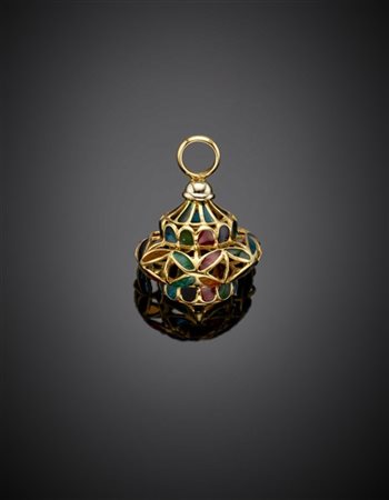 Pendente in oro giallo con smalti cattedrale, dettaglio in oro bianco, g 6,42 c