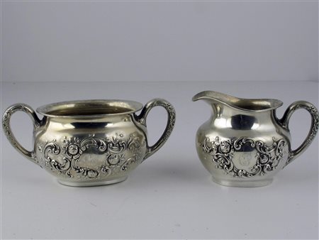 Lattiera e zuccheriera in argento 800