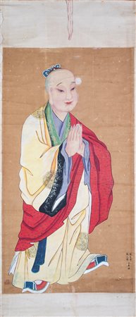 Grande rotolo verticale, Cina, XX secolo raffigurante un monaco orante,...