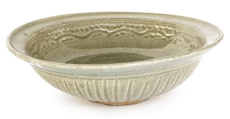 Piatto fondo in ceramica invetriata celadon, Thailandia, Sukhothai, distretto...