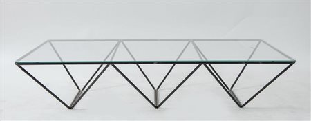 PAOLO PIVA Tavolo in metallo con piano in vetro modello Alanda. Prod. B&B,...
