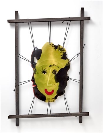 Gaetano Pesce Pannello con volto. 2002. Resina policroma, elastico e cornice in