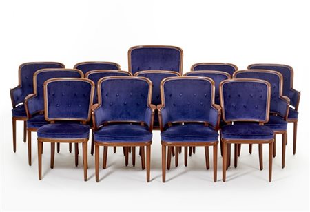 Carl Malmsten (Attribuito)
Lotto composto da una poltrona, otto poltroncine e ci