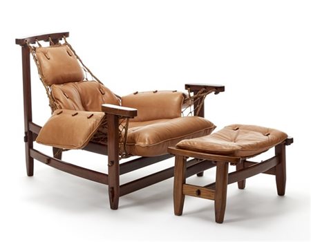 Jean Gillon Poltrona con poggiapiedi modello "Jangada Lounge chair ". Produzione