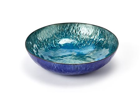 Paolo De Poli Ciotola. Padova, anni '50/'60. Rame lavorato a baccellatura irrego