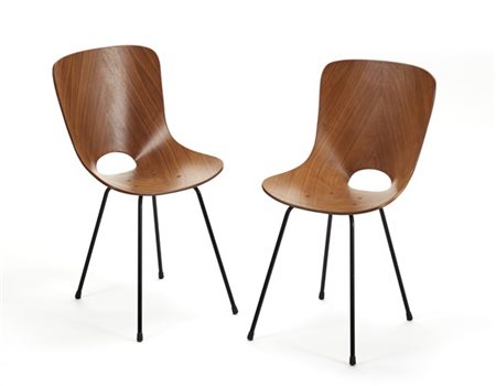 Vittorio Nobili Coppia di sedie modello "Medea". Produzione Fratelli Tagliabue,