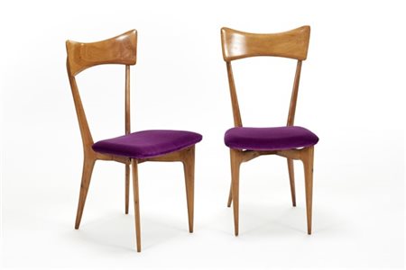 Ico Parisi Coppia di sedie. Produzione Ariberto Colombo, Cantù, 1955ca. Legno ch