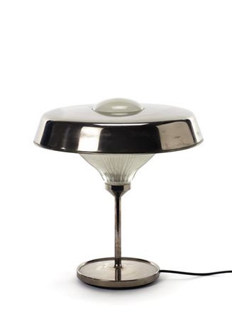 BBPR (Barbiano di Belgiojoso, Peressutti, Rogers) Lampada da tavolo modello "Ro"