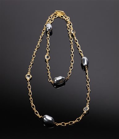 CARDIN PIERRE  - Doppio Collier lungo con filo dorato e perle barocche artificiali di colore grigio e strass.